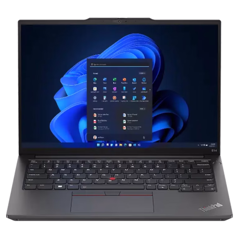 Lenovo ThinkPad E14 G5 bærbar computer med Windows 11 startmenu og karakteristisk rød trackpoint.
